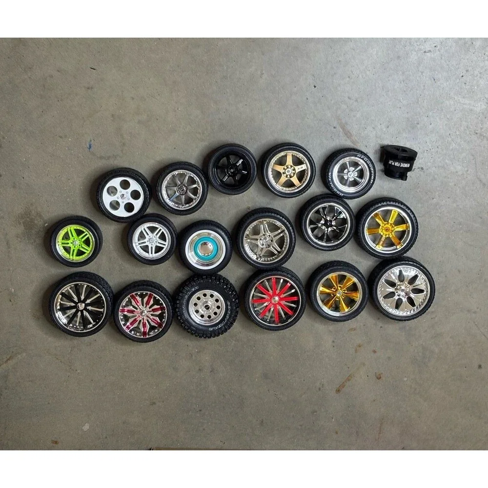 Lot of 17 Assorted Toy Rim Wheels Different Styles and Colors
